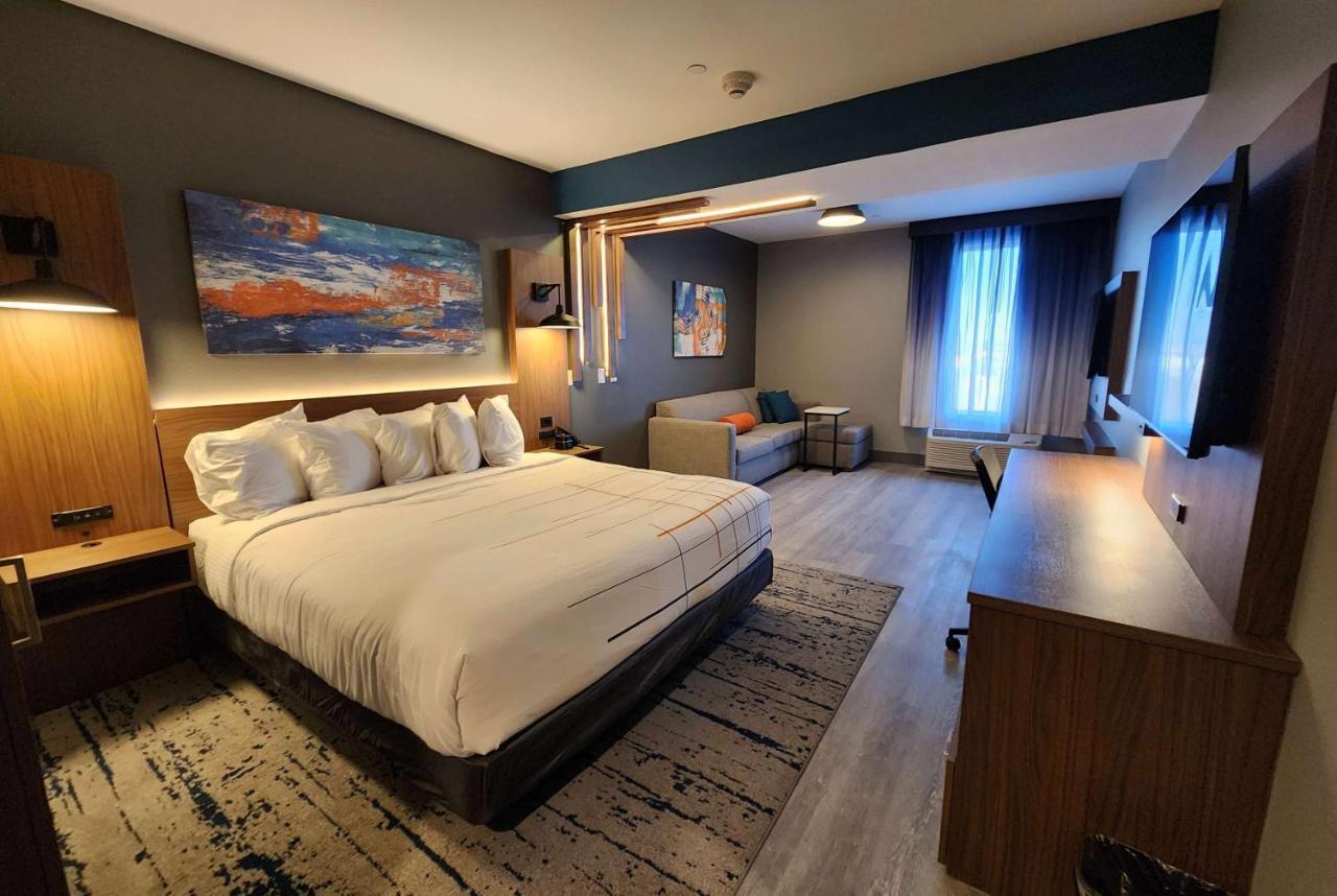 La Quinta Inn & Suites By Wyndham 델리오 외부 사진