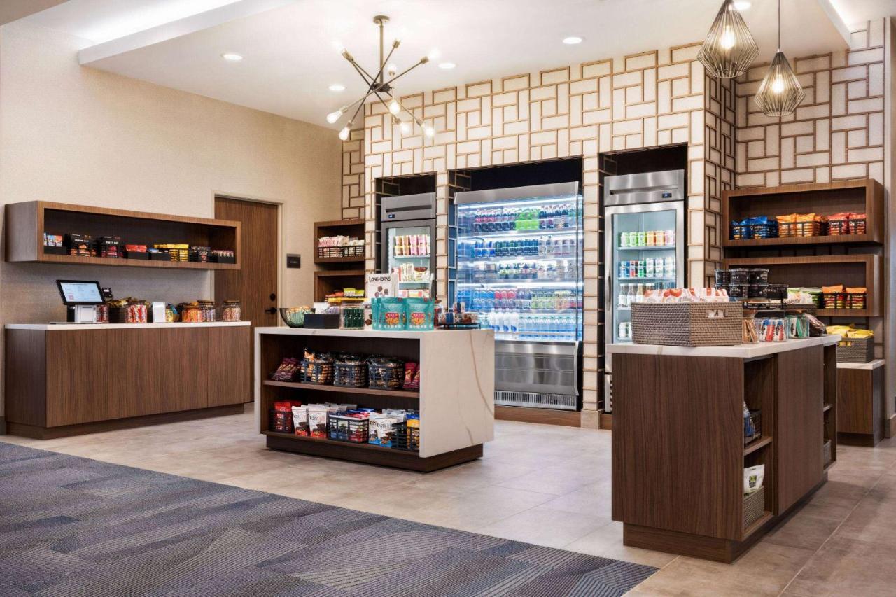 La Quinta Inn & Suites By Wyndham 델리오 외부 사진