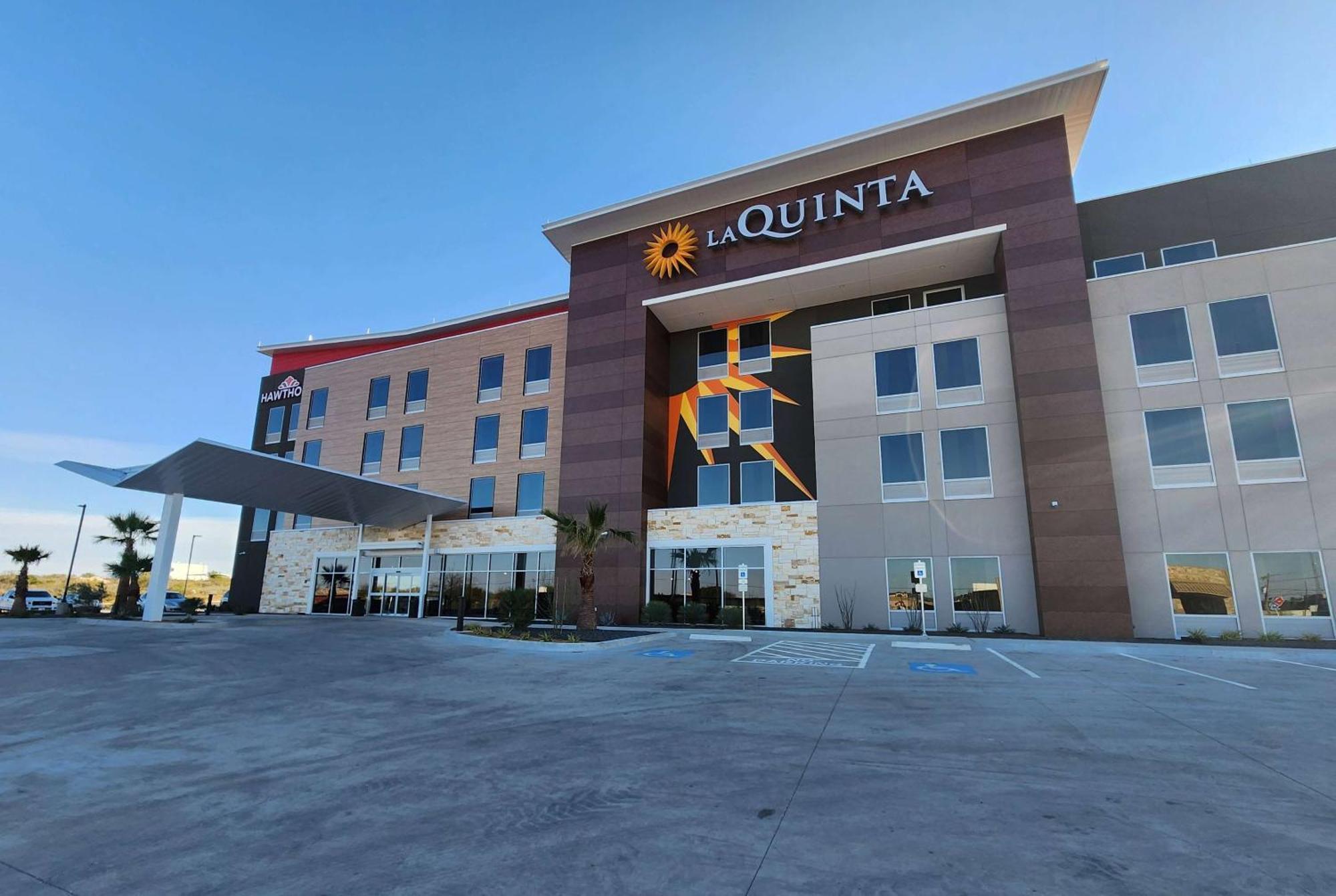 La Quinta Inn & Suites By Wyndham 델리오 외부 사진