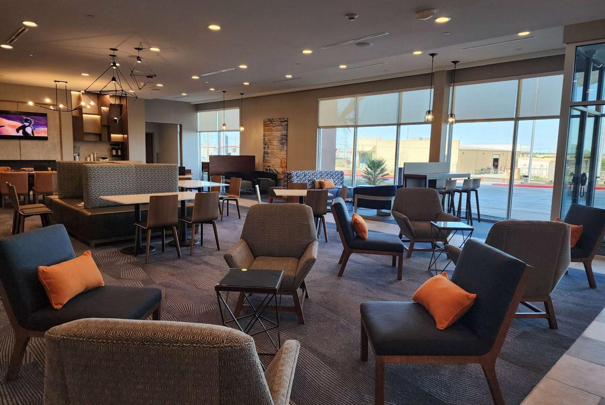 La Quinta Inn & Suites By Wyndham 델리오 외부 사진